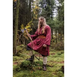 Leonardo Carbone Celtic Tunic Finn Red 13 Leonardo Carbone Celtic Tunic Finn Red -Viking Clothing Shop celtic tunic finn red 5