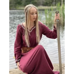 Leonardo Carbone Early Medieval Dress Aelswith, Red -Viking Clothing Shop early medieval dress aelswith red 3