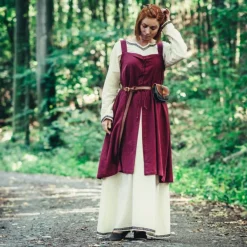 Leonardo Carbone Hangeroc Edda, Red -Viking Clothing Shop hangeroc edda red 3