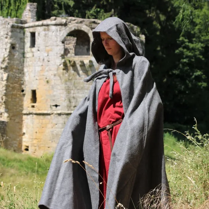 Leonardo Carbone Medieval Cloak With Hood, Grey 8 Leonardo Carbone Medieval Cloak With Hood, Grey - Image 6