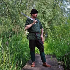 Leonardo Carbone Tunic Uhtred, Green -Viking Clothing Shop tunic uhtred green 2