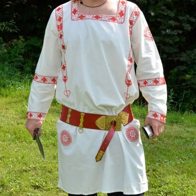 Tunica Manicata, Red 3 Tunica Manicata, Red