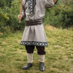 Leonardo Carbone Viking Winingas Herringbone Motif Halfdan, Natural 12 Leonardo Carbone Viking Winingas Herringbone Motif Halfdan, Natural -Viking Clothing Shop viking winingas herringbone motif halfdan natural 4